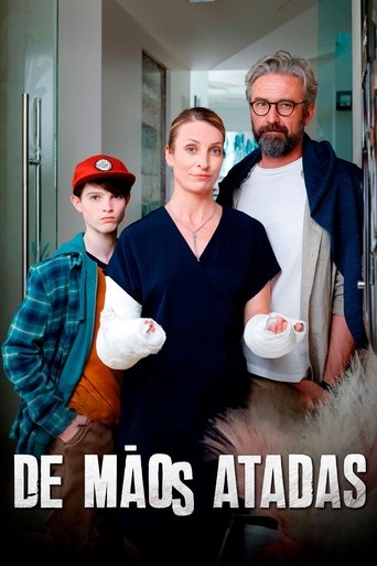 Capa de De Mãos Atadas