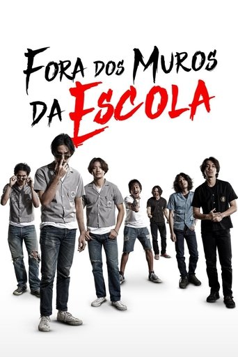 Capa de Fora dos Muros da Escola