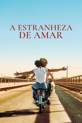 Capa de A Estranheza de Amar